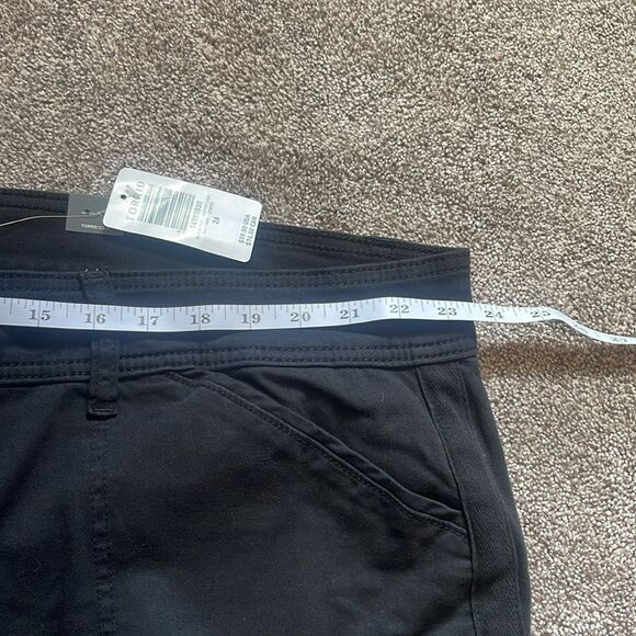 NWT Torrid Feel The Fit Black Twill Aviator Crop Pants, Plus Size 26 NEW - Picture 15 of 15
